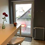 Lägenhetshotell In Rot, Fraenkisches Design, Balkon In Nur 50 Schritten Zum Radweg, Ideal For Long Stay, Relocation Mainstockheim